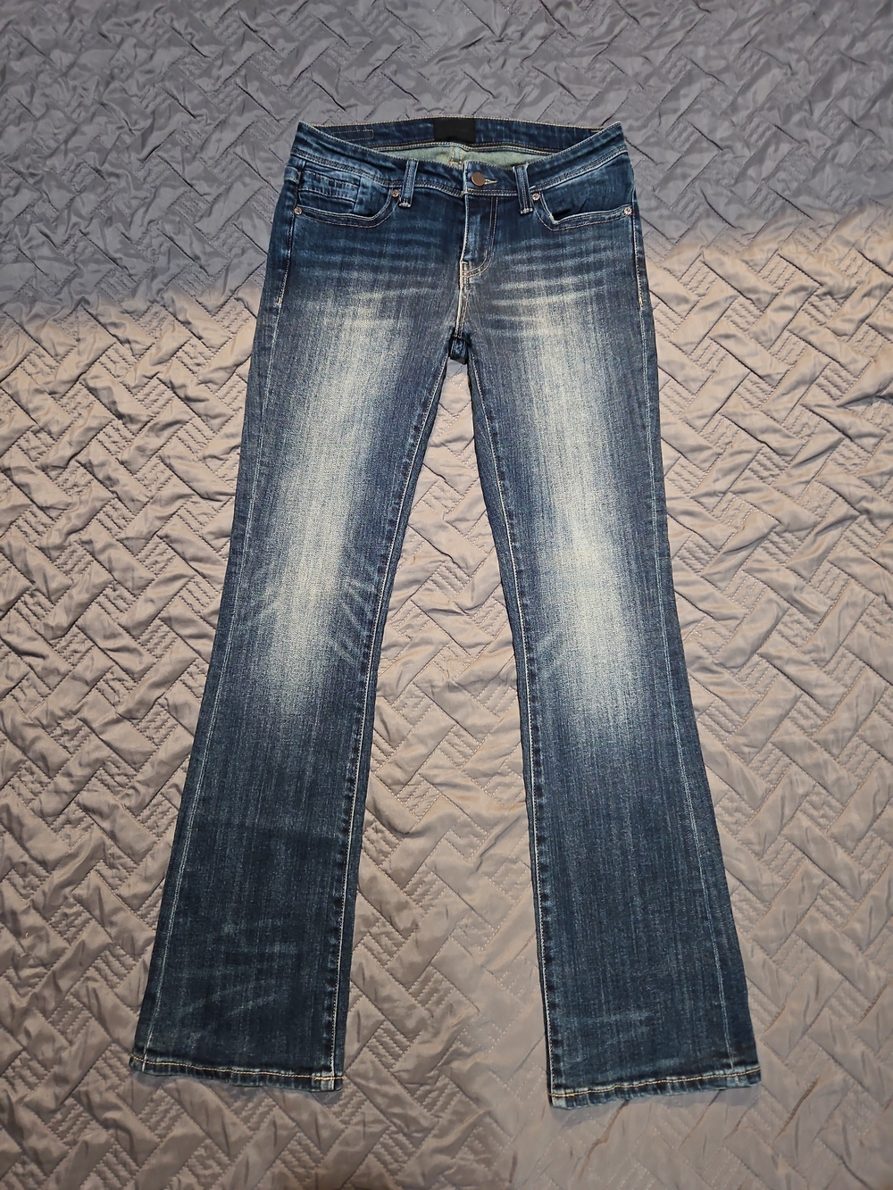Buckle Women's Dark Blue Washed Flare Jeans